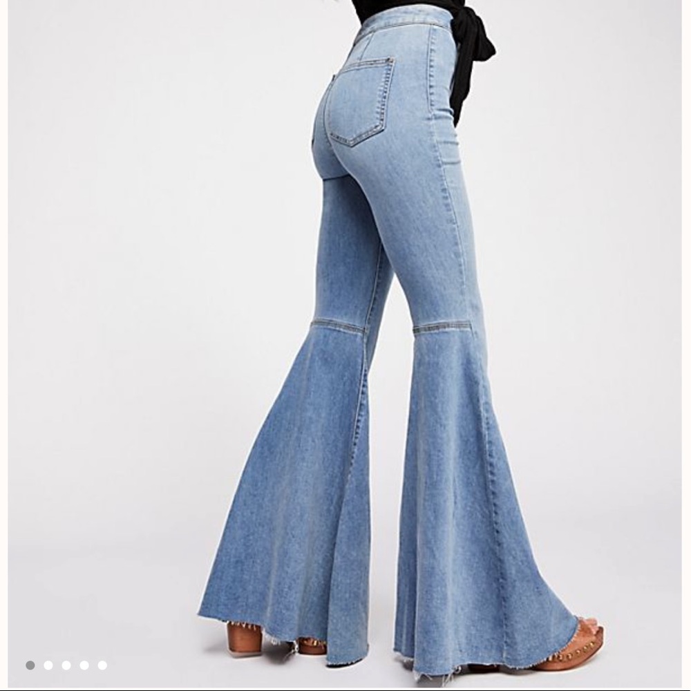 FREE PEOPLE ‘JUST FLOAT ON FLARE’ JEANS